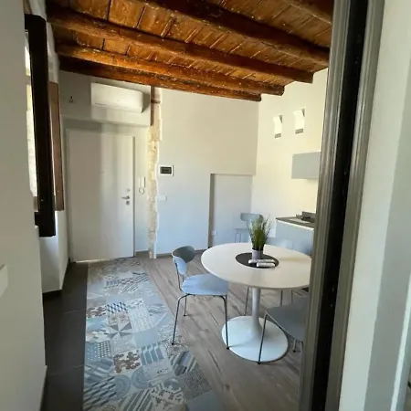 Amalfitania Syracuse